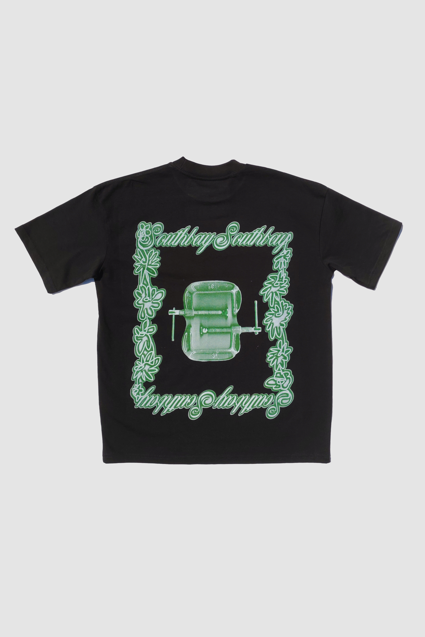 Clamp Short Sleeve Oversized Graphic Tee